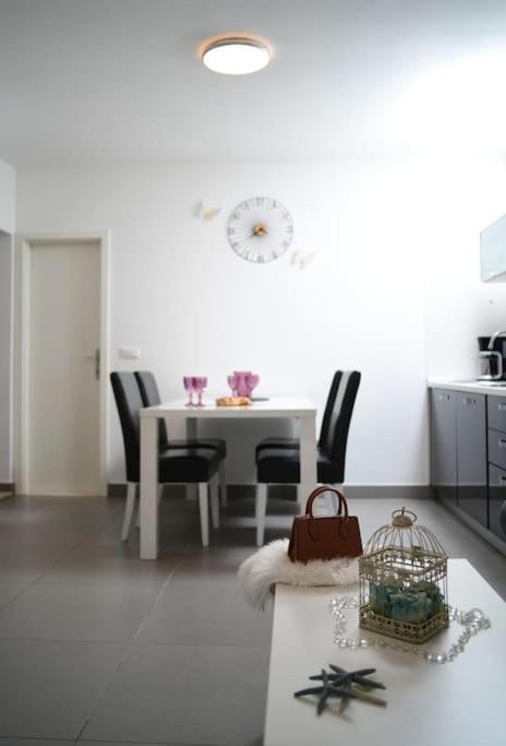 Wave N' Sea Apartment With A Private Pool Dubrownik Zewnętrze zdjęcie