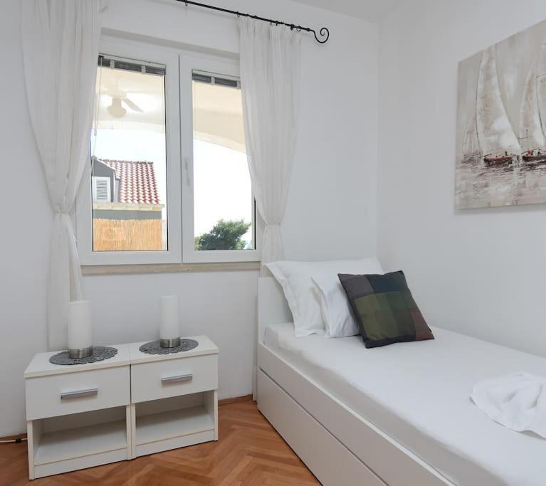 Wave N' Sea Apartment With A Private Pool Dubrownik Zewnętrze zdjęcie